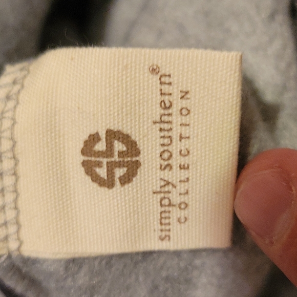 NWT Simply Southern Medium Vest Grey/Black with Leather Accents - Picture 7 of 7